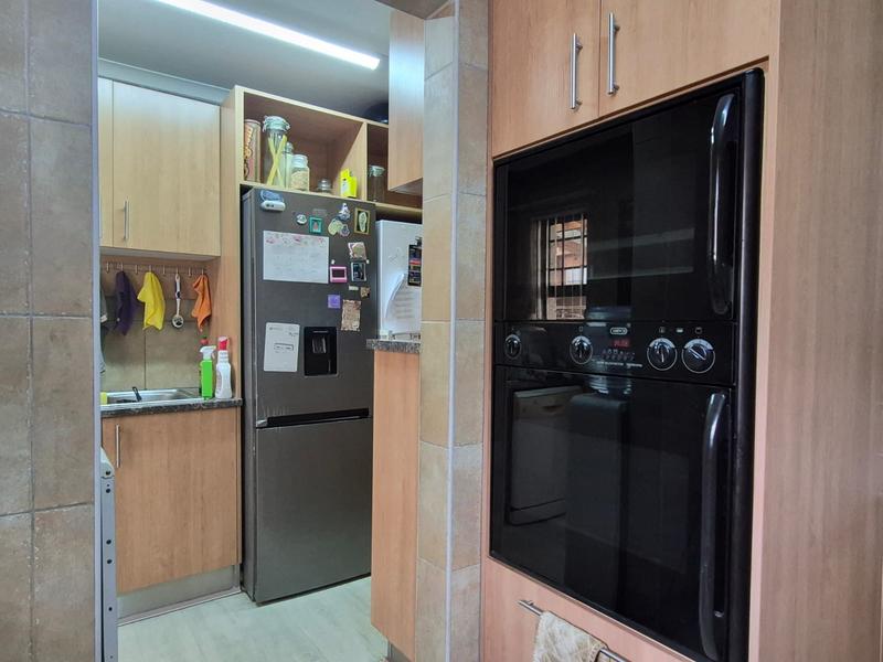 4 Bedroom Property for Sale in Hartenbos Heuwels Western Cape